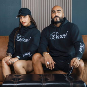 HoodieGalleryCouple02