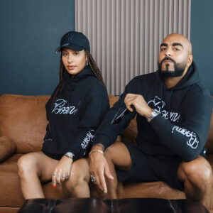 HoodieGalleryCouple06