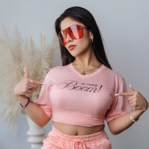 VNeckModelShoot08