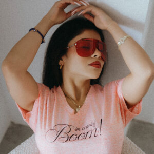 VNeckModelShoot10
