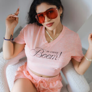 VNeckModelShoot11